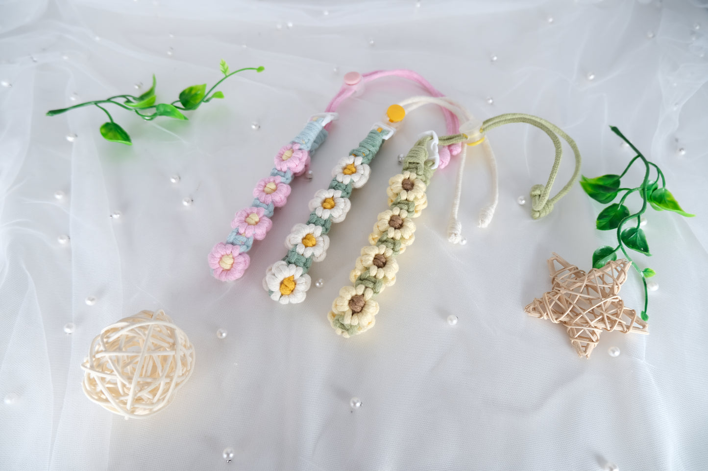 Handmade Macrame Daisy Cup Bottle Strap Holder