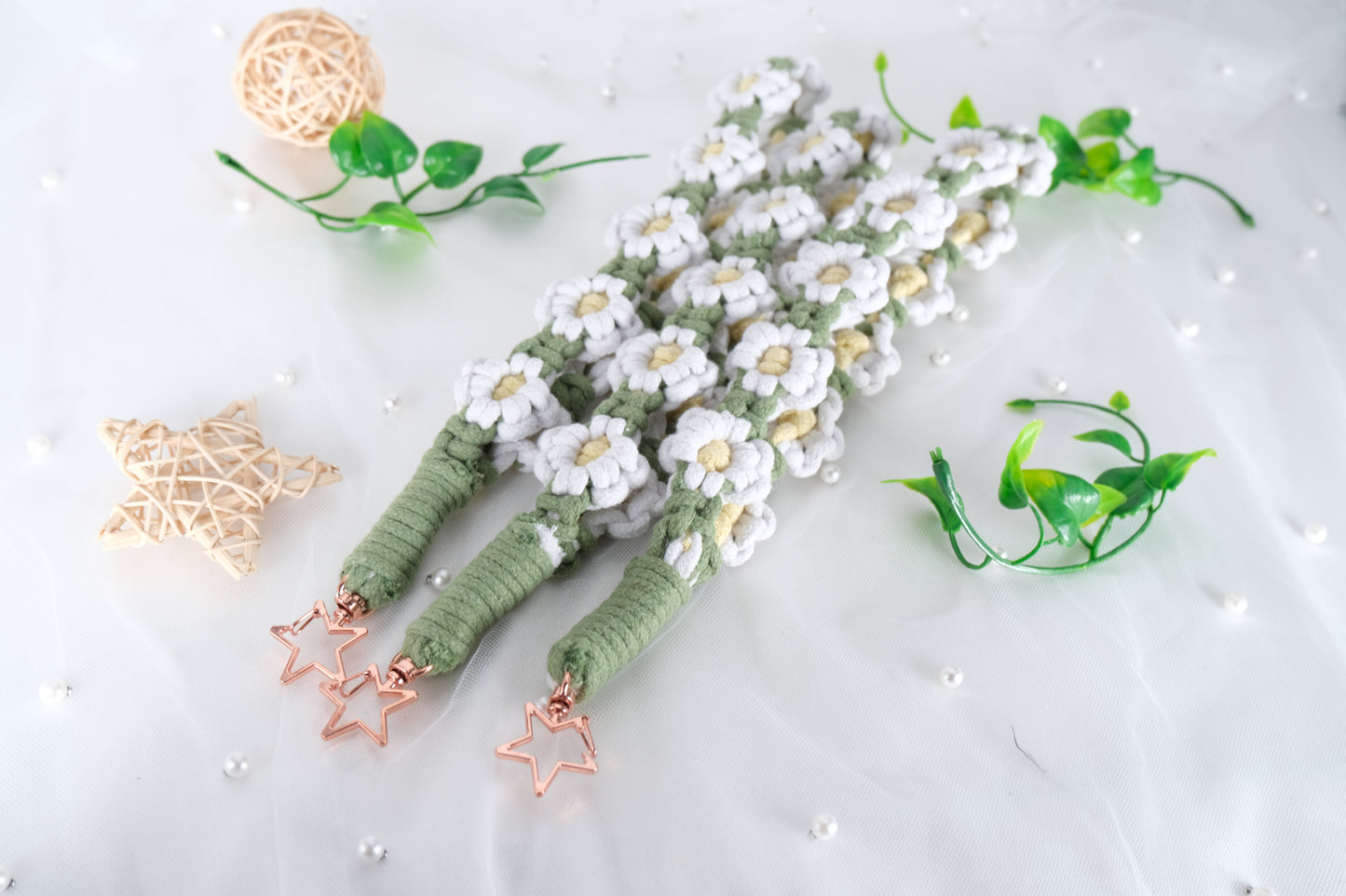 Handmade Macrame Daisy Wristlet – Phone Strap with Star Buckle Keychain