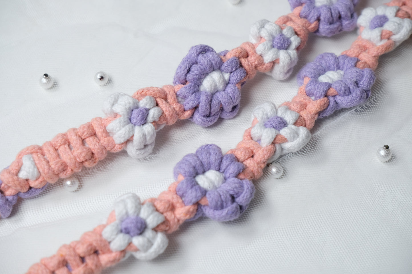 Handmade Macrame Daisy Phone Strap – Purple & White Floral Weave Crossbody Lanyard